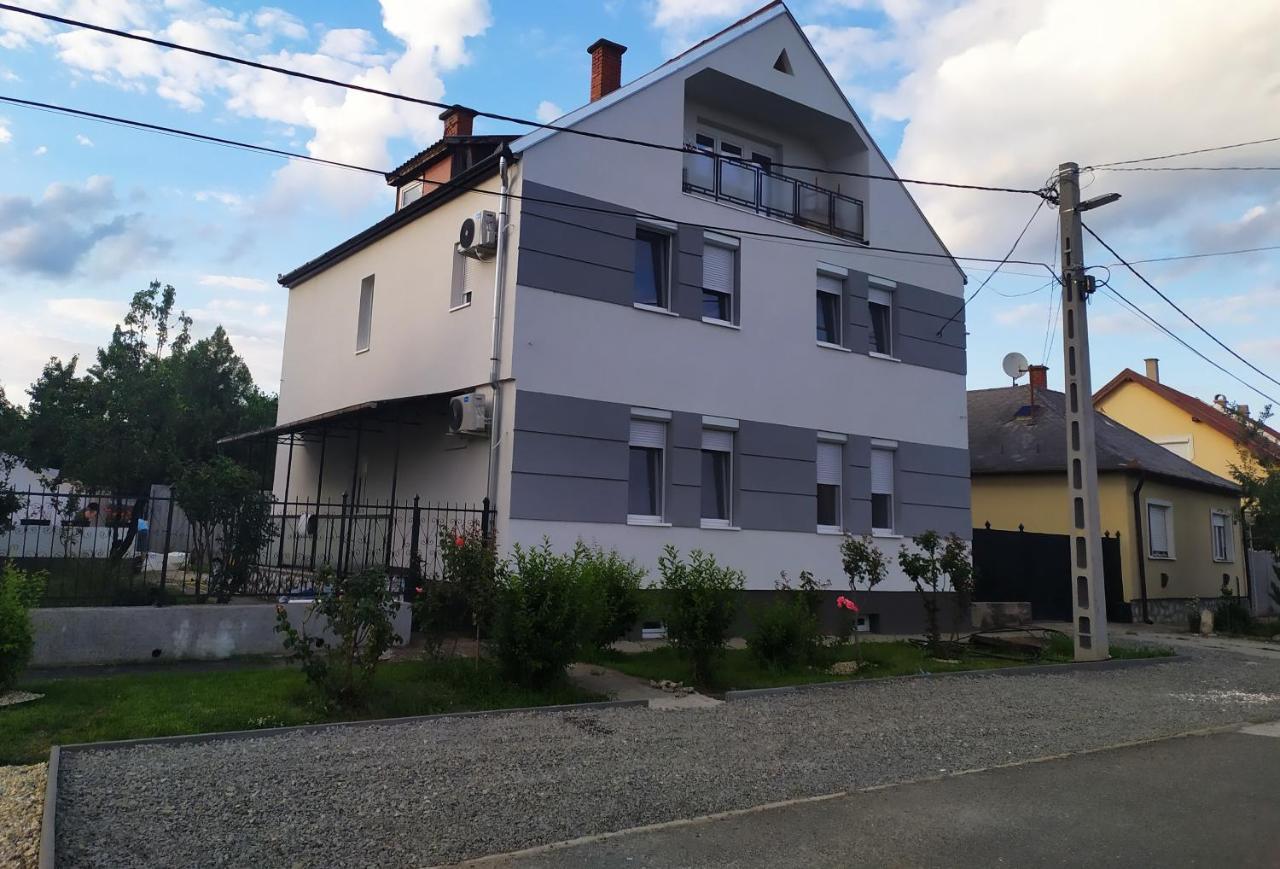 Emmabella Apartmanok Eger Exteriér fotografie